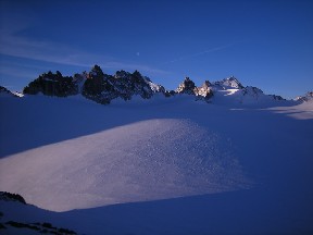 Cabanes suisses du massif du Mont-Blanc